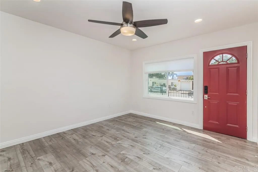 988e7e58cb336ac7774b1452d1aeb772l-m1761420125rd-w1280_h960