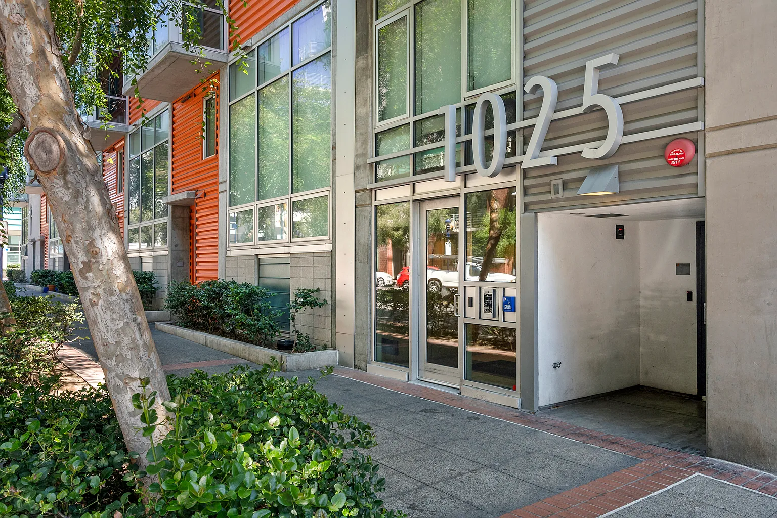 3d281bb7774aecc56d4611ac55ebda44-uncropped_scaled_within_1536_1152