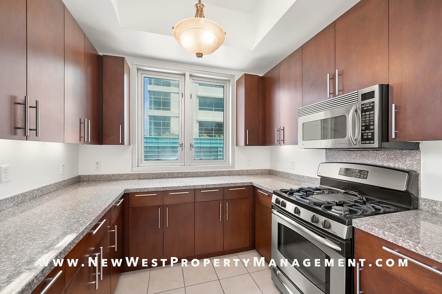 4daeb5a88452847e2747822720bfafc9-uncropped_scaled_within_1536_1152