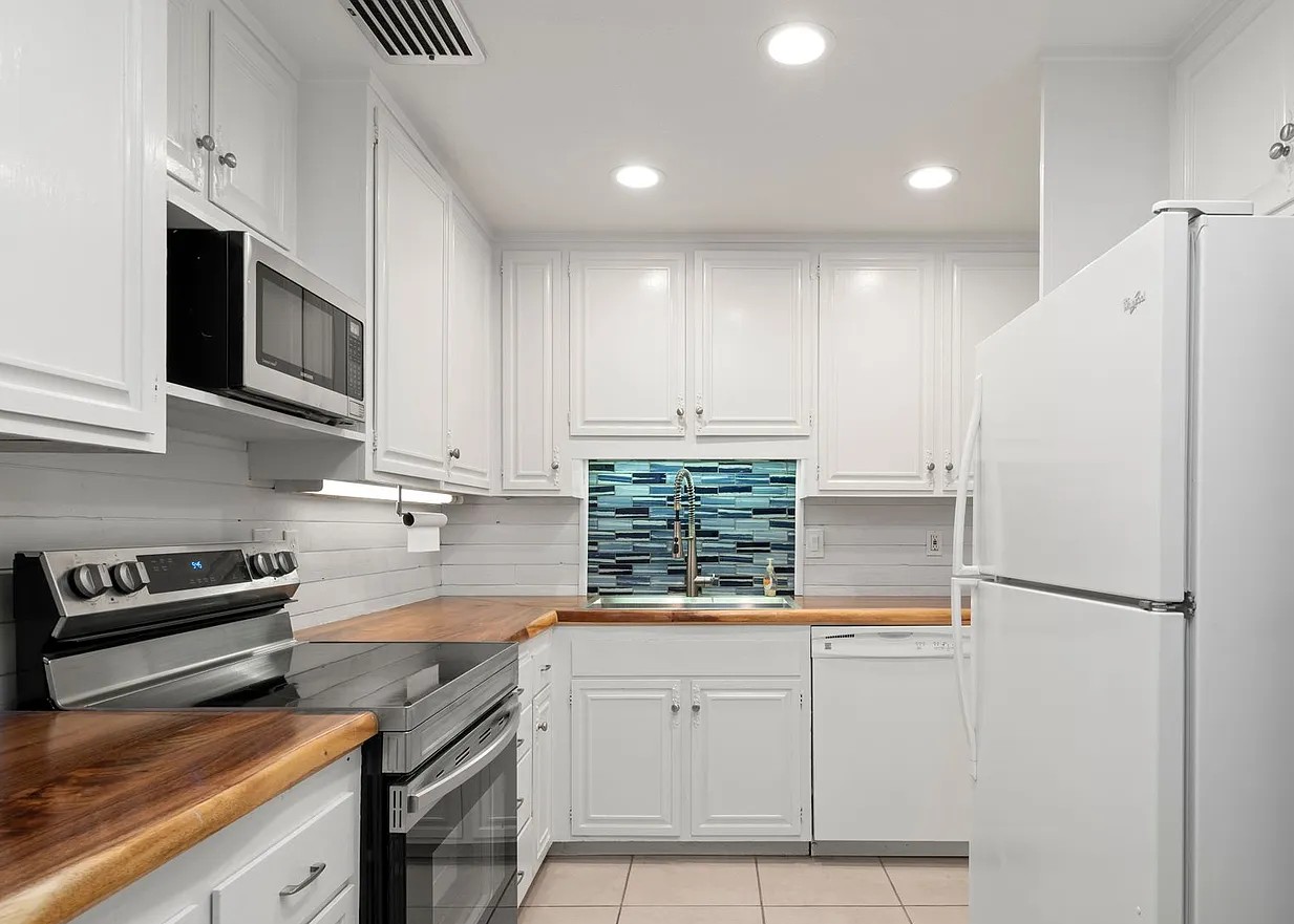 5a9199cba196592fe5275336bef86714-uncropped_scaled_within_1536_1152