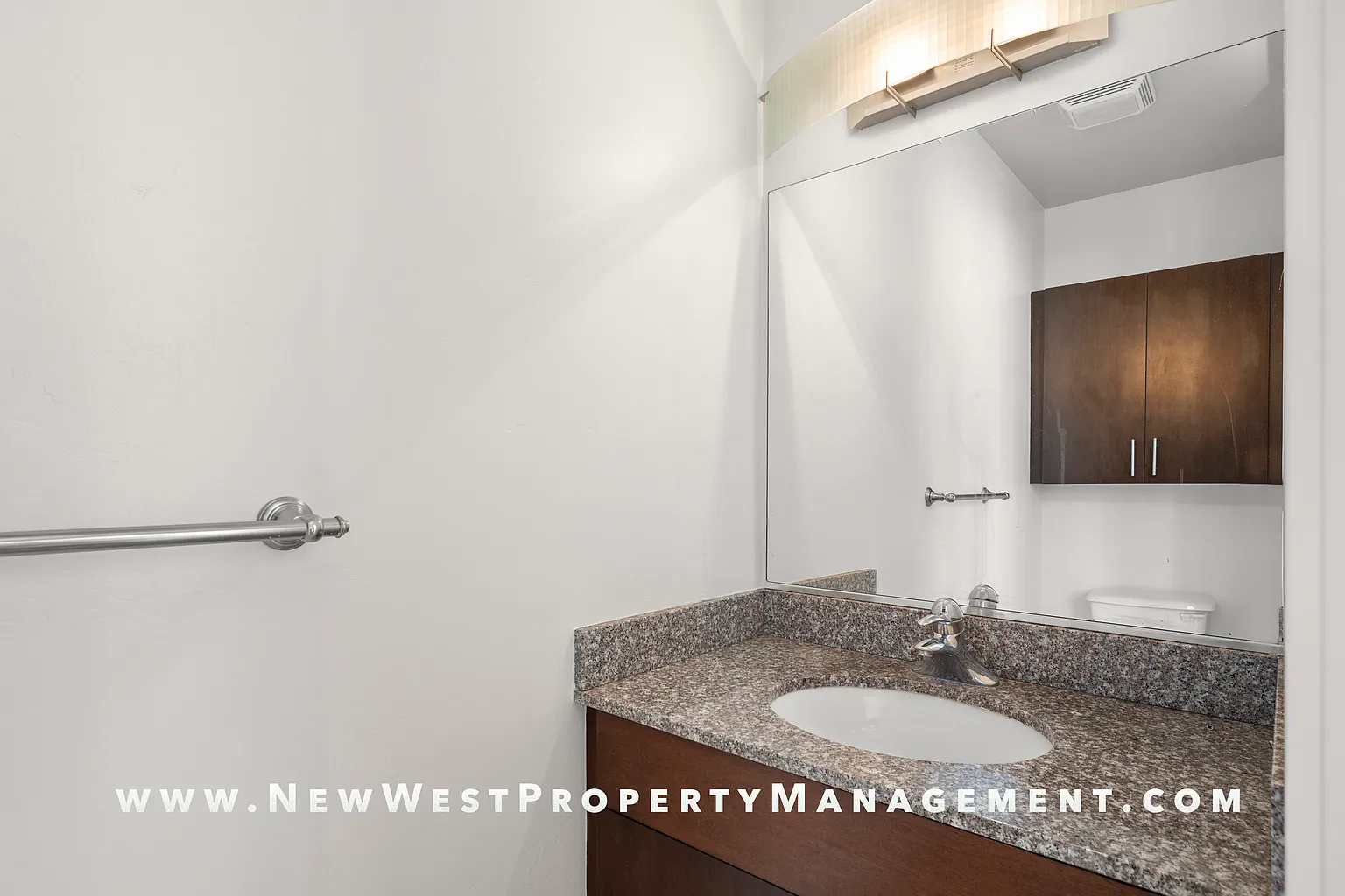 5ea706b454e5f39ae8fa126d7a26d8a6-uncropped_scaled_within_1536_1152